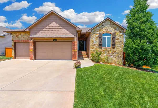 2224 N Flutter Ct,  Wichita,  KS 67228