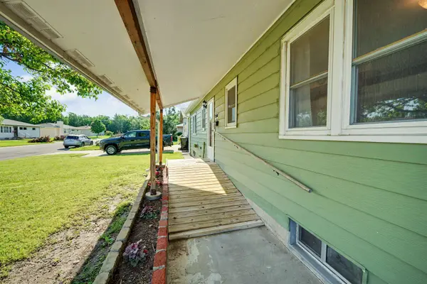 1308 Indian Rock Ln., Salina, KS 67401