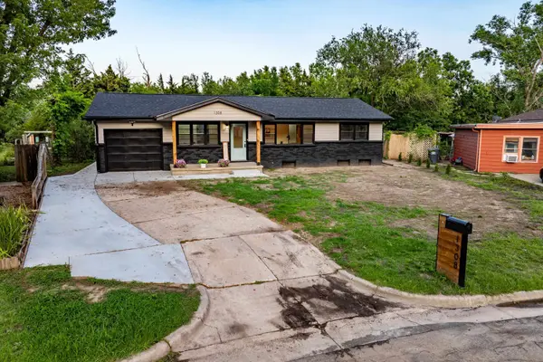 1308 N Brunswick Ln, Wichita, KS 67212