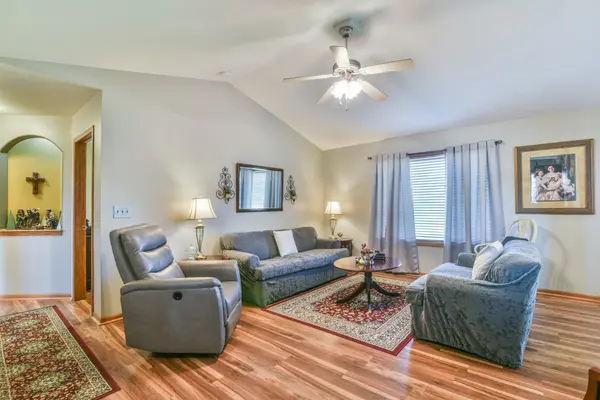 131 N Chisholm Trail, Clearwater, KS 67026