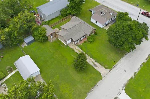 611 N St. Nicholas, Eureka, KS 67045