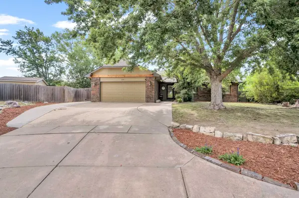 1928 S Capri cir, Wichita, KS 67207