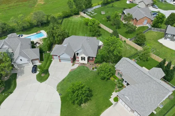 13716 E Mainsgate St, Wichita, KS 67228