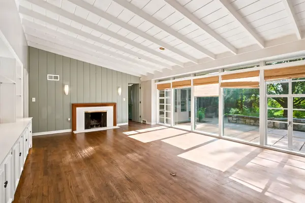 64 S Stratford Rd., Eastborough, KS 67207-1019