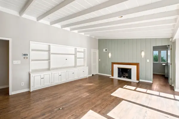 64 S Stratford Rd., Eastborough, KS 67207-1019