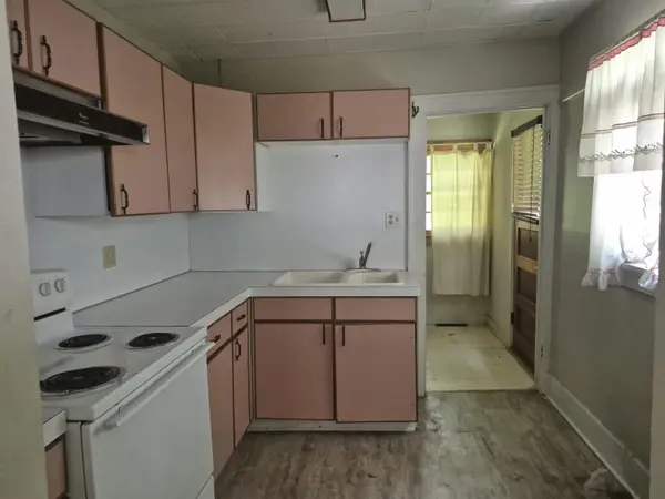 219 S Mulberry, Eureka, KS 67045