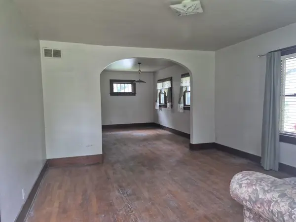 219 S Mulberry, Eureka, KS 67045
