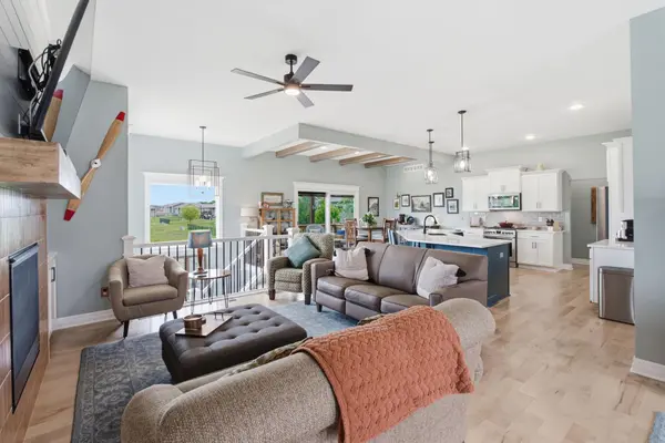 920 E Freedom St, Derby, KS 67037