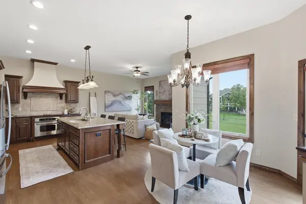 2249 N Stonegate, Andover, KS 67002
