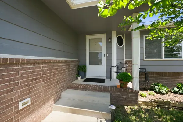 2238 S Milstead St, Wichita, KS 67209-3607