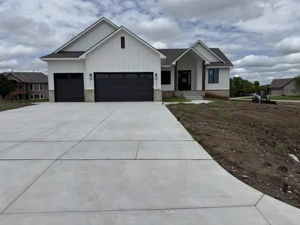 3402 Deer Rdg,  Rose Hill,  KS 67133