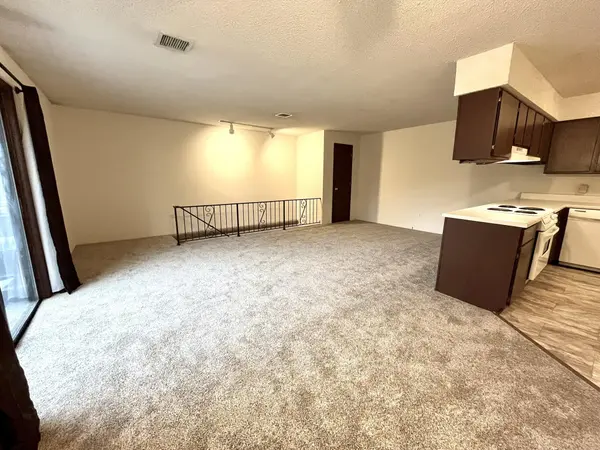 523 S Paula, Wichita, KS 67209