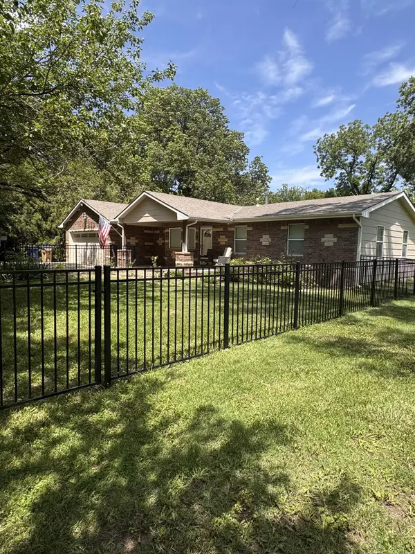 800 S Ruth, Andover, KS 67002