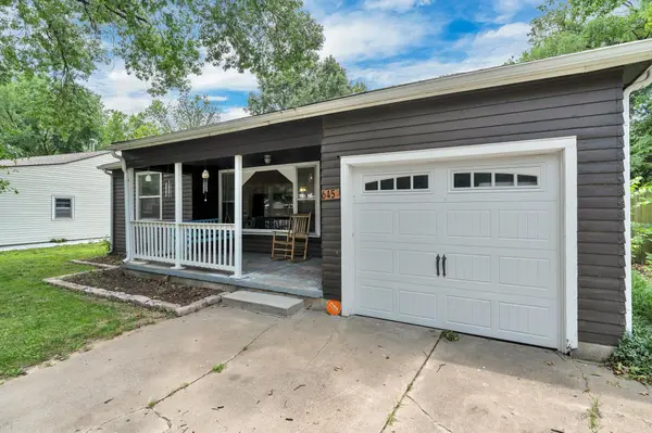 645 S Waverly Dr, Wichita, KS 67218