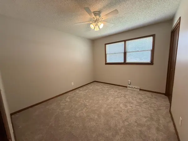 1317 Haney Dr, Hays, KS 67601