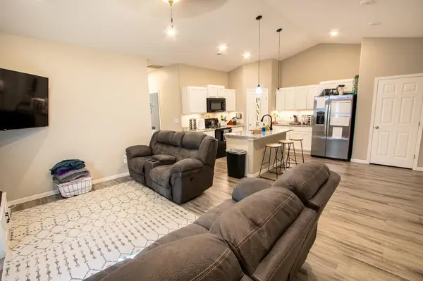 429-431 Harvest Rd, Hesston, KS 67062