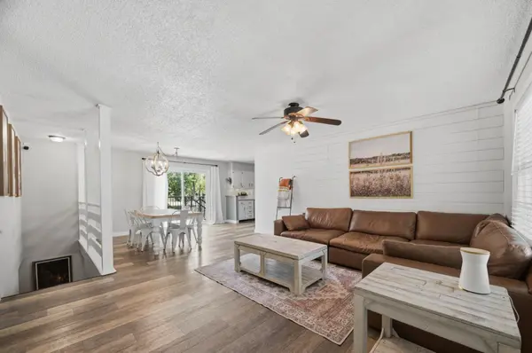 620 N Douglas St, Wellington, KS 67152-2931
