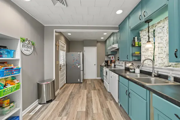 215 N Roosevelt St., Lindsborg, KS 67456