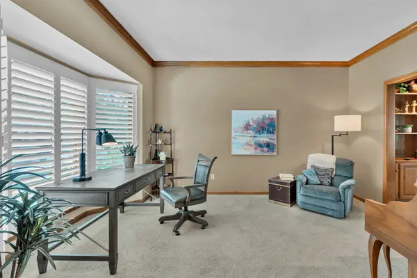 912 N Gatewood, Wichita, KS 67206