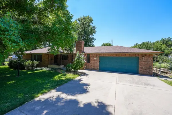1025 S High St, El Dorado, KS 67042