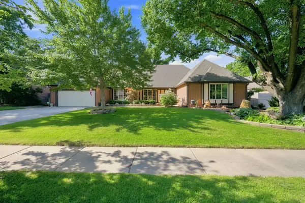 8329 E Huntington Street, Wichita, KS 67206