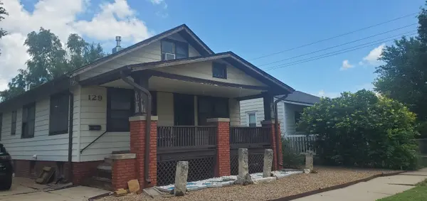 129 E Beloit, Salina, KS 67401