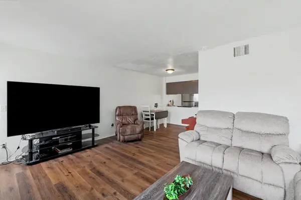 5566 S Gold St, Unit 200, Wichita, KS 67217
