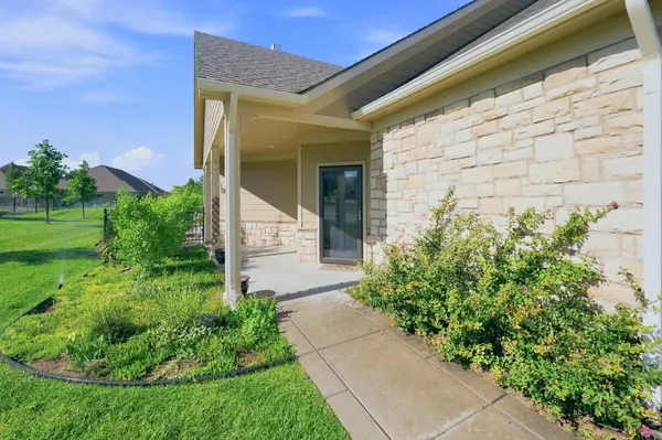 937 E Clearlake, Derby, KS 67037