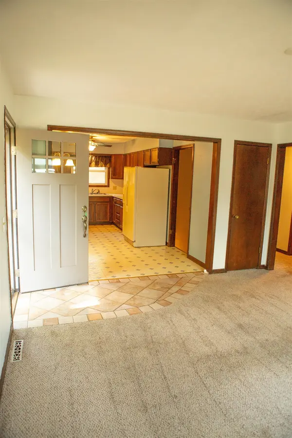 1931D Glendale Rd, Salina, KS 67401