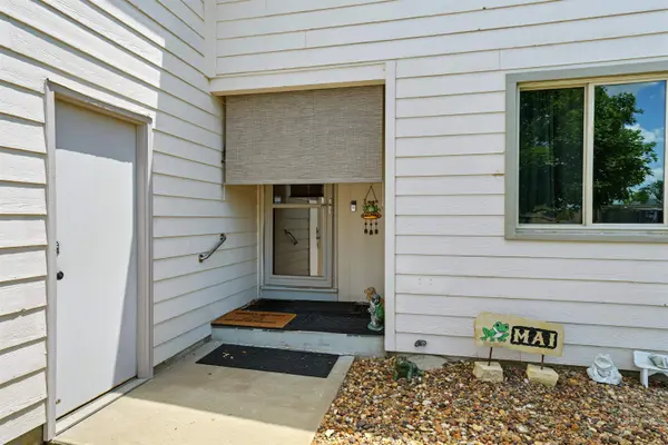 1809 Glendale Rd, Salina, KS 67401