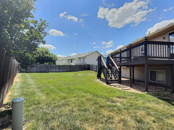 1422 E Prairie Hill, Park City, KS 67219