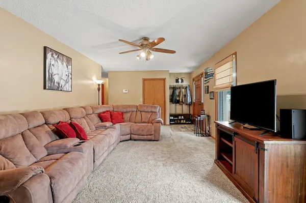 514 W 54th St S, Wichita, KS 67217