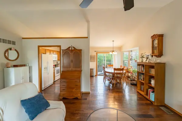 104 Sheffield, Newton, KS 67114