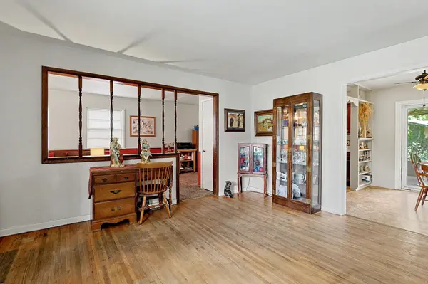 2858 S Laura, Wichita, KS 67216