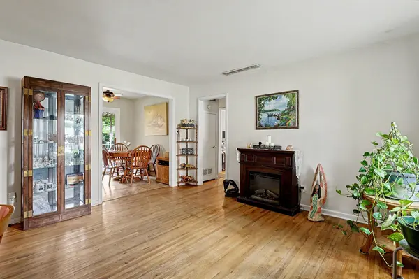 2858 S Laura, Wichita, KS 67216
