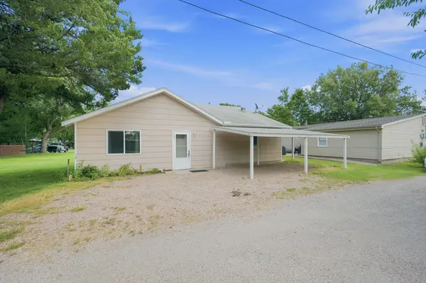 311 N Garfield St, Cheney, KS 67025