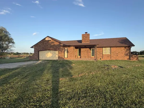 4457 SW 120th St, Augusta, KS 67010