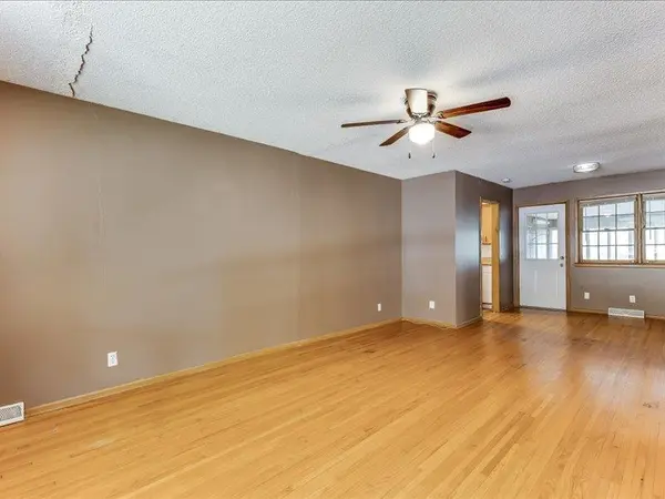 1334 N Lakeview Dr., Derby, KS 67037