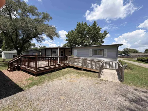 739 W 55th, Wichita, KS 67217