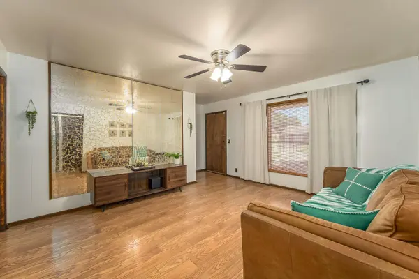 2631 N Hood Ave, Wichita, KS 67204-5036