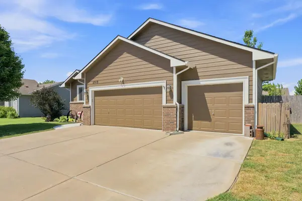 2919 N Emerson St, Derby, KS 67037
