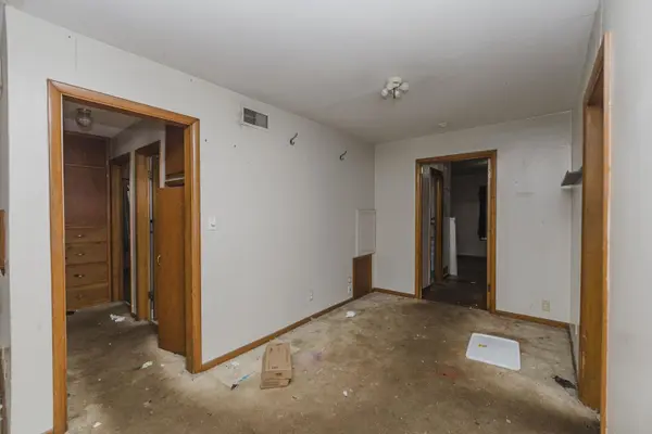 3807 Grail, Wichita, KS 67218