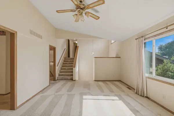 2107 N Murray Circle, Wichita, KS 67212
