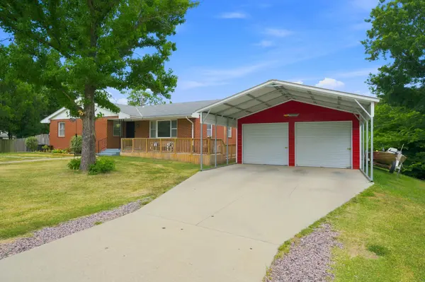 416 N Douglas, Wellington, KS 67152