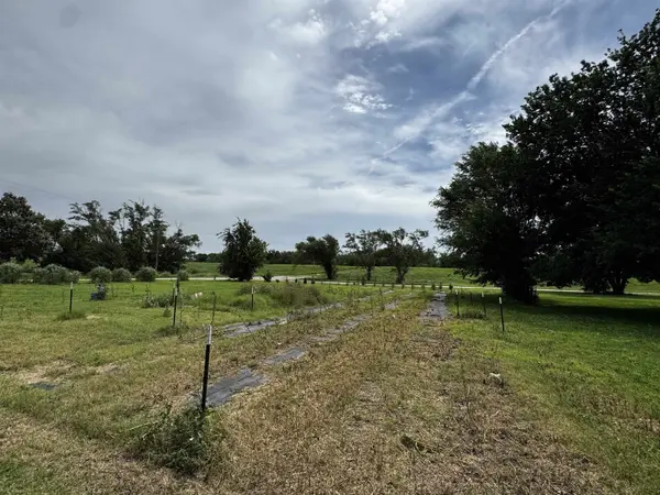 00000 E 2nd St., Halstead, KS 67056