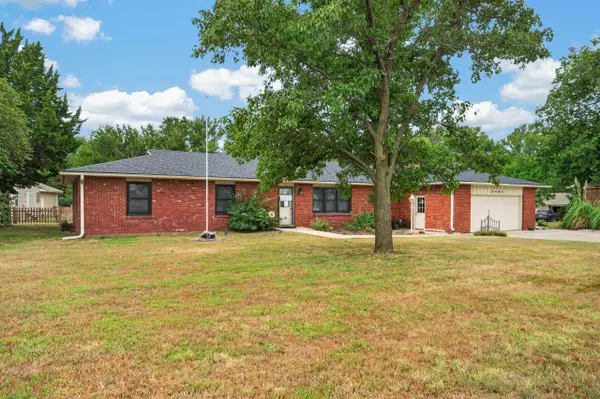 3401 E 30th Ave, Hutchinson, KS 67502