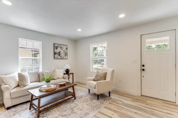 408 W 3rd, Newton, KS 67114