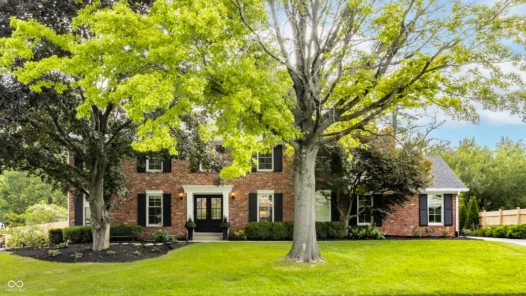 11623 Forest DR, Carmel, IN 46033