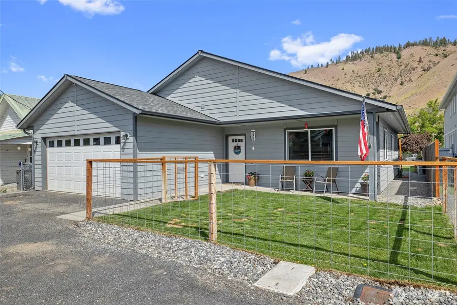 200 W Pleasant AVE, Cashmere, WA 98815