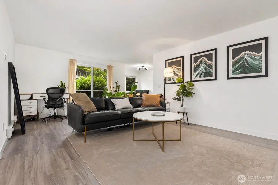 8747 Phinney AVE N #7, Seattle, WA 98103